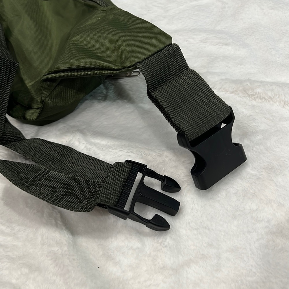 NYLON Fanny pack/crossbody bag/sling pack/bum bag-NEW - Picture 5 of 5